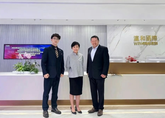 美国Barnes & Thornburg Strategies大中华及东南亚地区主席关云心、业务顾问吕正扬一行莅临瀛和国际交流